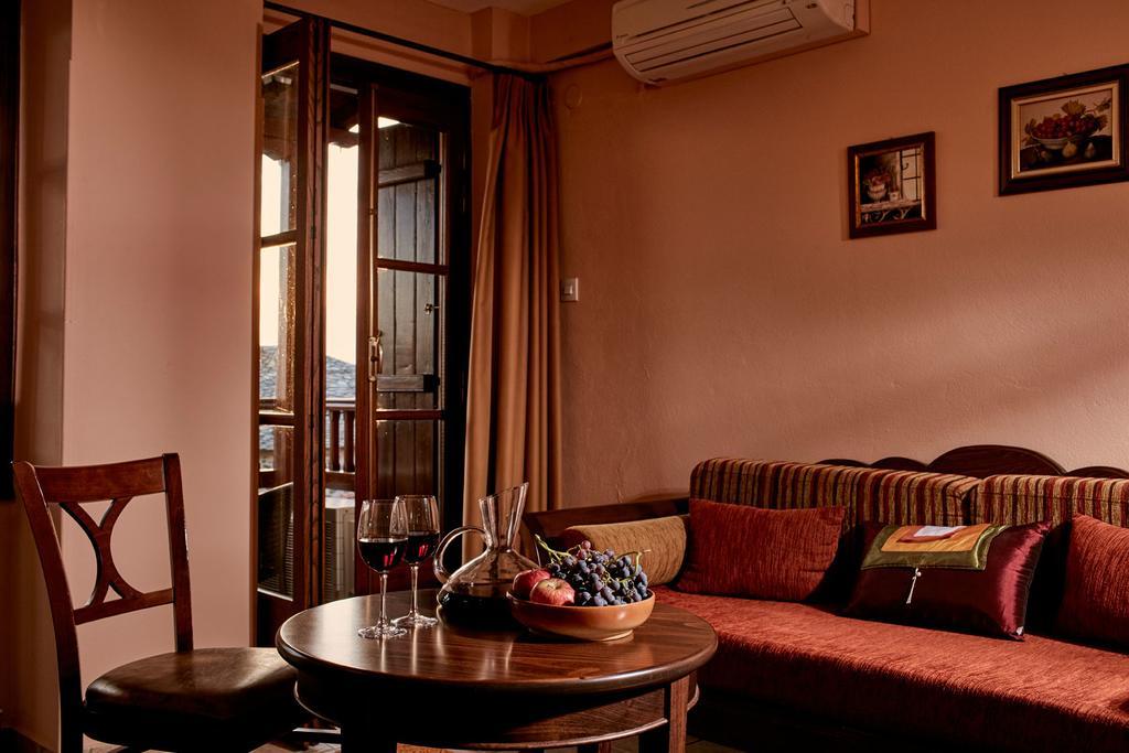 Hotel Dryades And Spa Agios Lavrentios Екстериор снимка